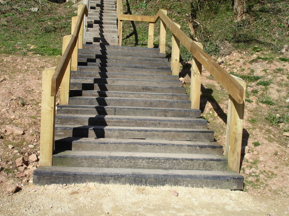 Steps at Creswell Craggs made from used oak hardwood railway sleepers. Railwaysleepers.com